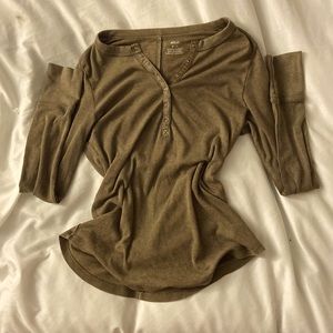 -aerie camo green henley long sleeve